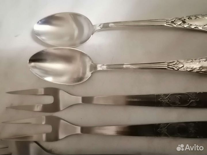 Вилки титан, ложки серебро