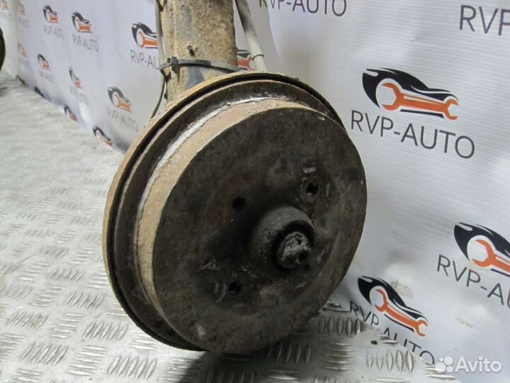 Балка задняя Volkswagen Golf 3 1991-1997