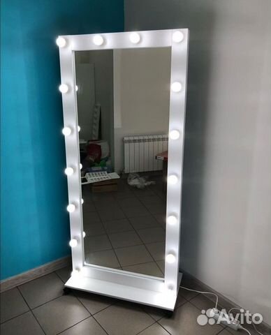 Зеркало гримерное с подсветкой с лампочками