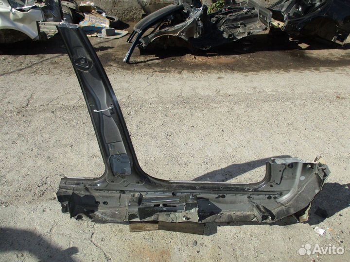 Порог со стойкой левый BMW X3 (E83)