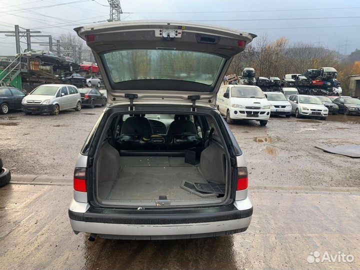 Ступица задняя правая Saab 9-5 1999 90496441