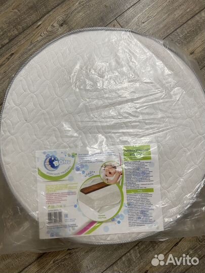 Матрас в круглую кроватку 75 см