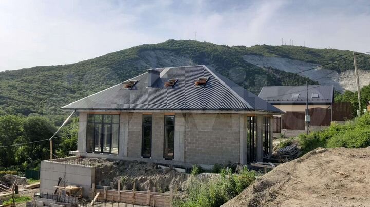 Дом 218,5 м² на участке 3 сот.