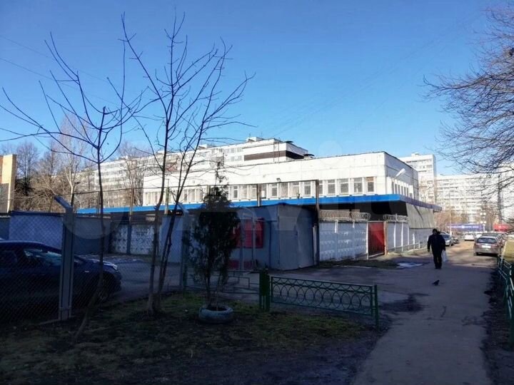 Продам торговое помещение, 2144 м²