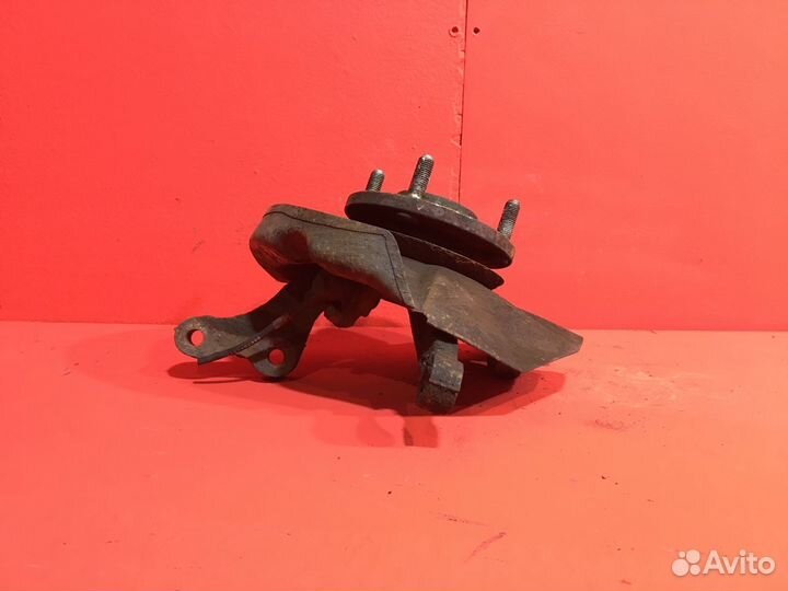 Кулак для Hyundai Matrix G4ED, 1.6 dohc (Б/У)