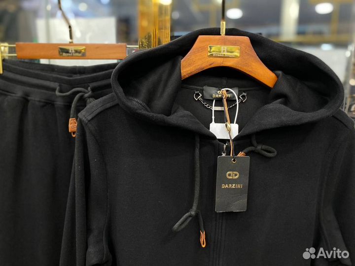 Спортивный костюм мужской darzini