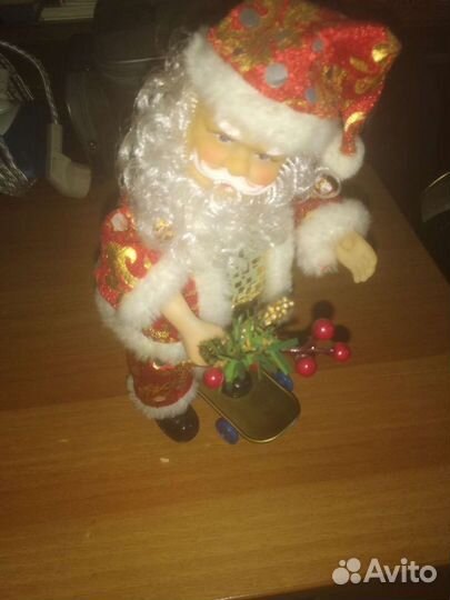 Музыкальный Дед Мороз