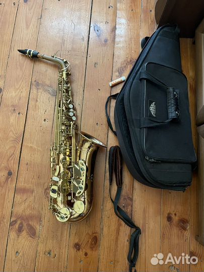 Саксофон альт Mercury