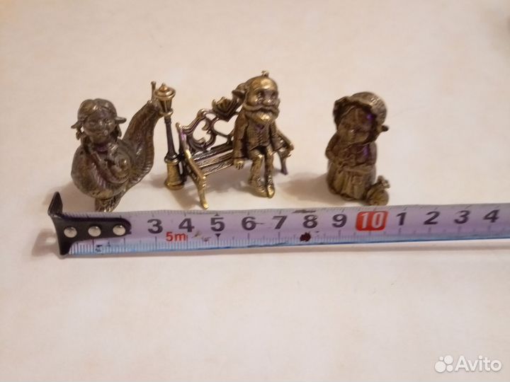 Бронзовая статуэтка