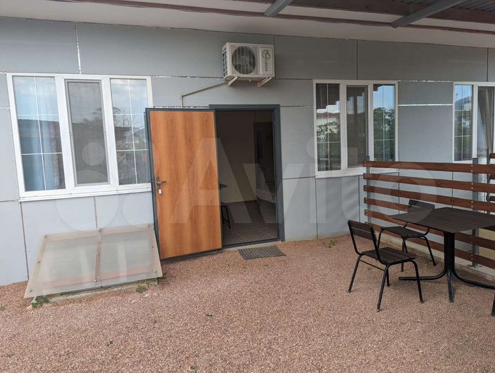 Дом 240 м² на участке 8 сот.