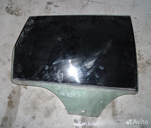 Стекло двери задней правой VW Polo 2001