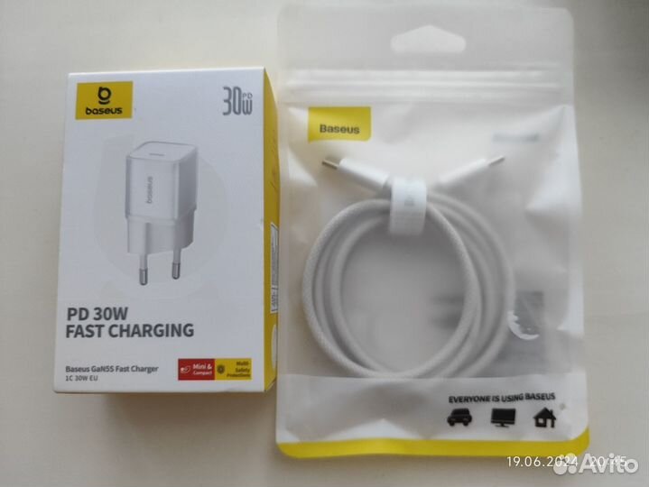 Зарядное устройство Baseus Gan 30w+кабель100w,1м