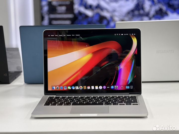 MacBook Pro 2k Retina Core i5 8G озу Металл