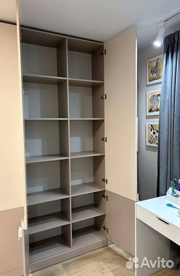 Шкаф распашной на заказ. Рассрочка