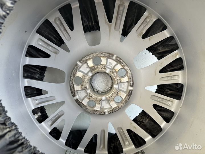 Колеса зимние 235/45 R18 pirelli ICE zero 2