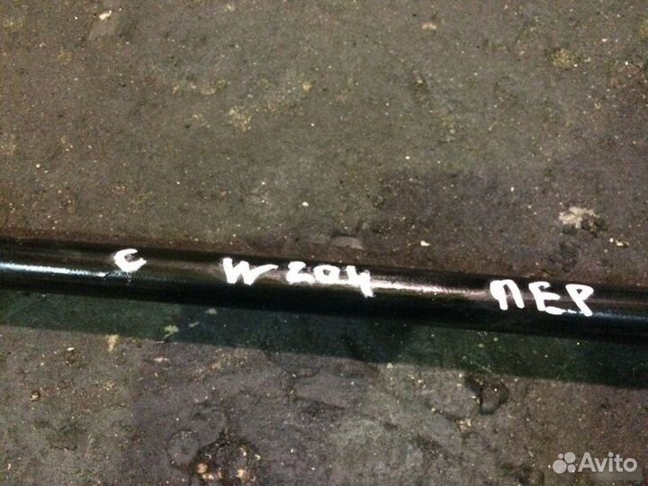 Передний стабилизатор Mercedes-Benz W204 2007Г