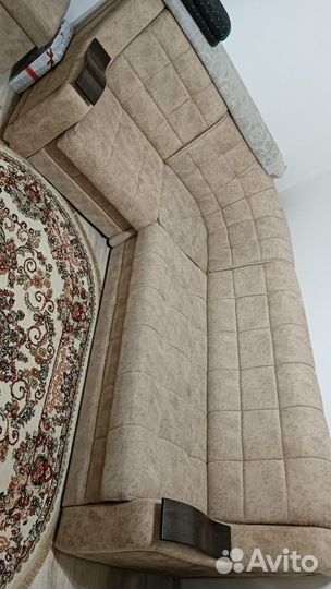 Угловой диван