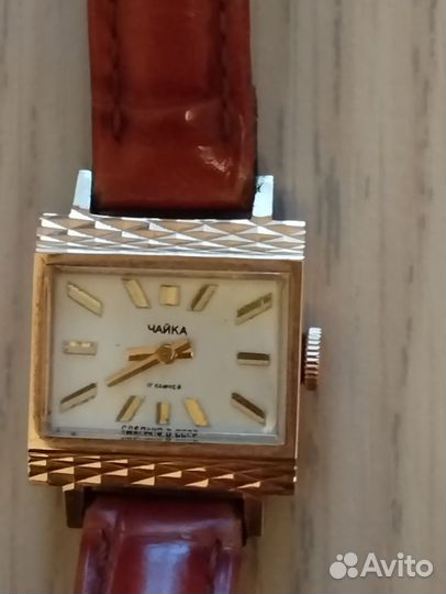 Золотые часы. Женские. Б/ у