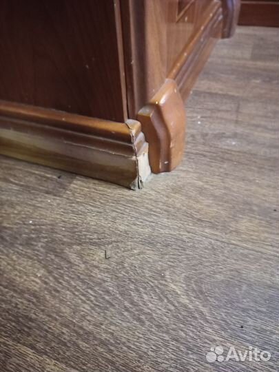 Угловой шкаф-стенка (бар)