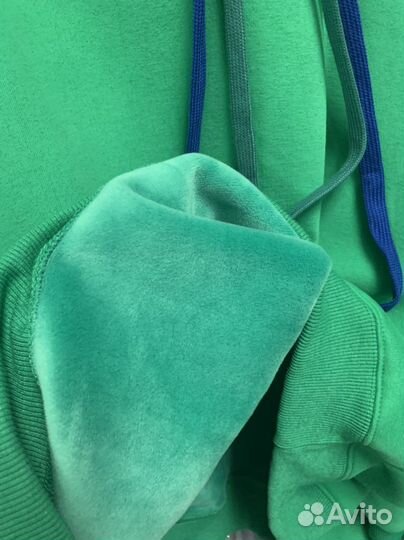 Спортивная одежда брендовая