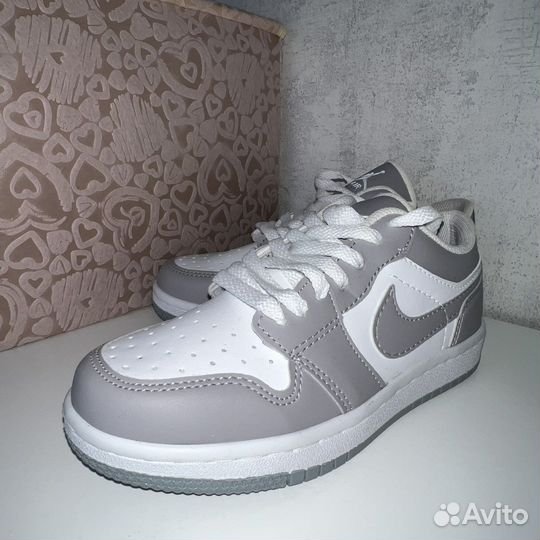 Кроссовки nike dunk low серые