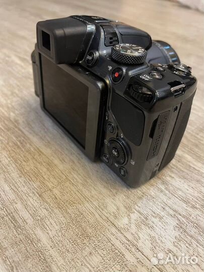 Компактный фотоаппарат nikon