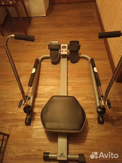 Гребной тренажер