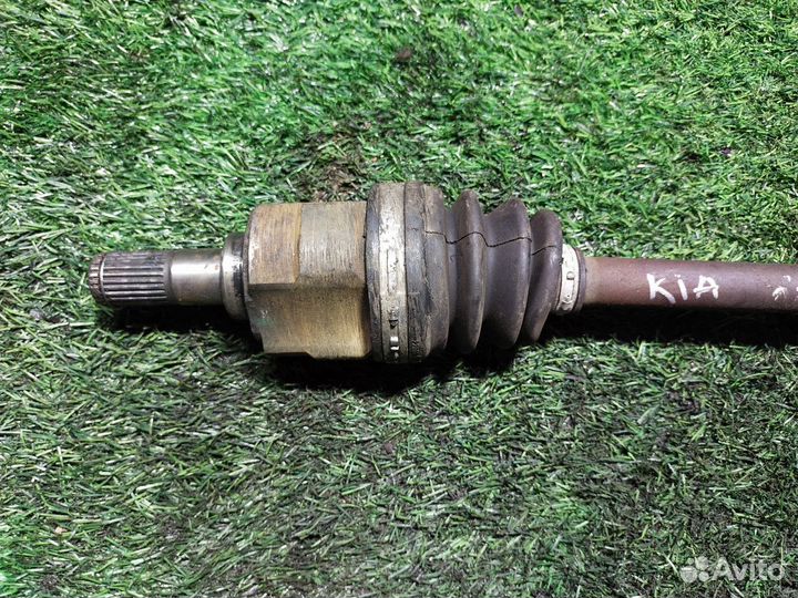 Полуось передняя левая Kia Rio 3 UB/QB