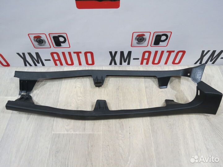 Накладка стойки задней Volkswagen Passat B6