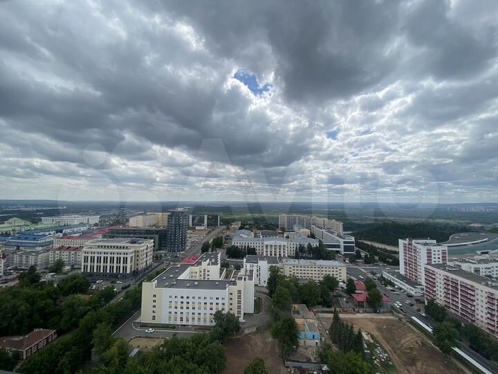 3-к. квартира, 90,3 м², 25/25 эт.