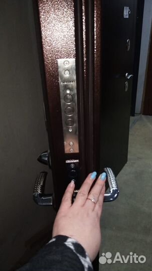 Входные двери в наличии с установкой