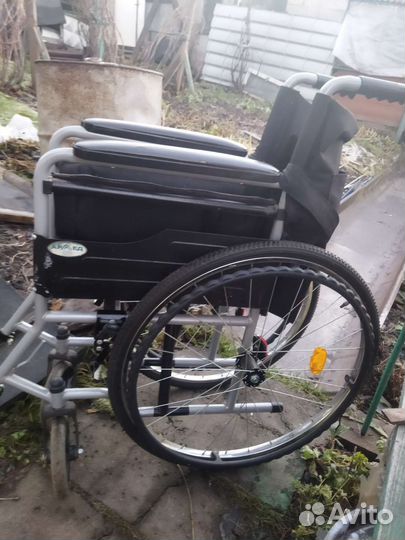 Инвалидная коляска складная бу