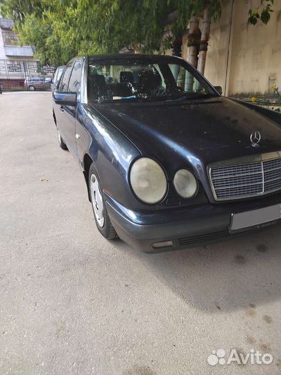 Mercedes-Benz E-класс 2.2 AT, 1998, 150 000 км