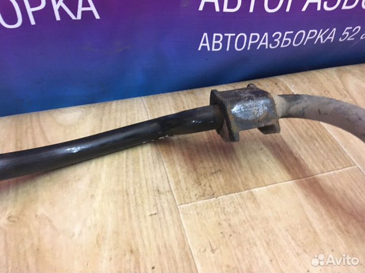 Стабилизатор передний Toyota Yaris