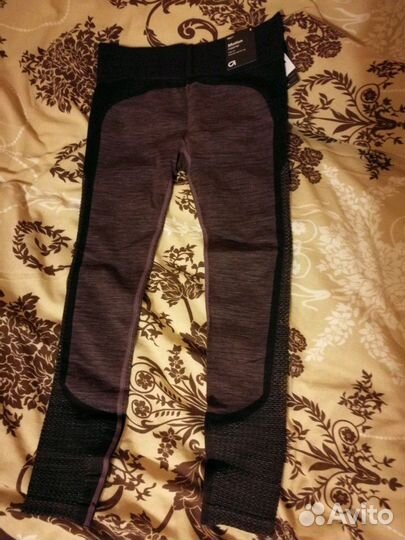 Продам новые спортивные легинсы GAP