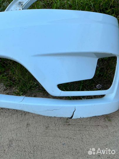 Передний бампер kia rio 3 белый