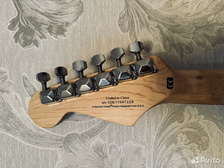 Fender squier bullet w/trem hss blk электрогитара