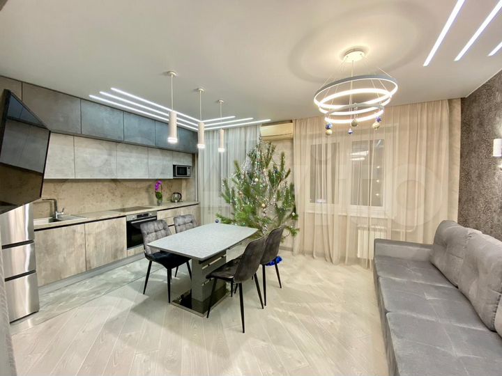 2-к. квартира, 60 м², 3/17 эт.