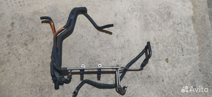 Трубка системы охлаждения Skoda Yeti CBZ