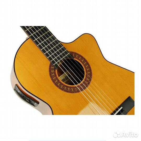 Электроакустическая классическая гитара Admira Jua