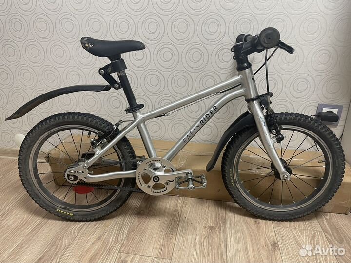Детский велосипед 16