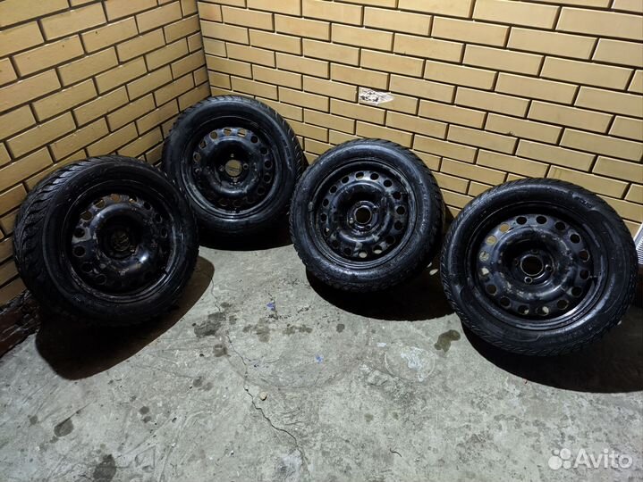Sava Eskimo Stud 205/55 R16