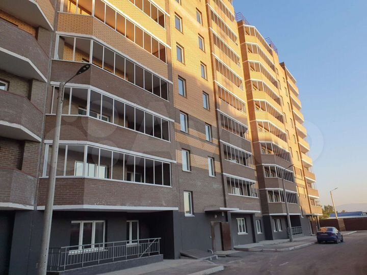 4-к. квартира, 97,4 м², 4/10 эт.