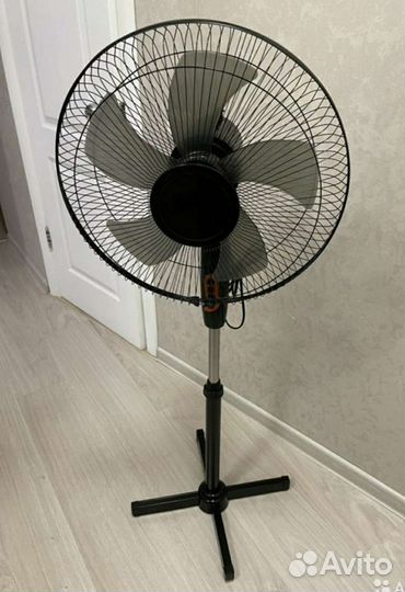 Вентилятор напольный много