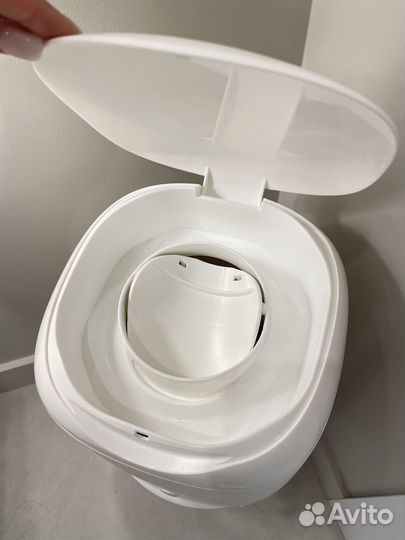 Продам Накопитель подгузников Angelcare DG7