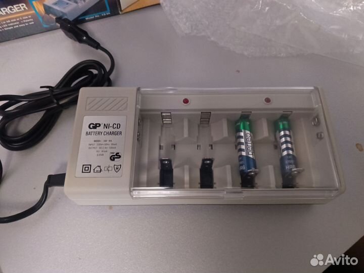 Зарядник для акамуляторов