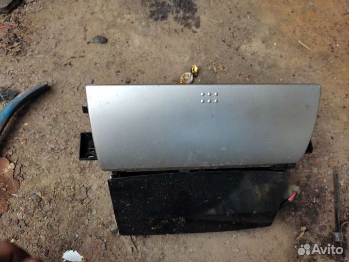 Пепельница Suzuki Liana