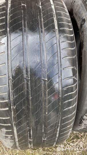 Michelin Primacy 4 245/45 R18