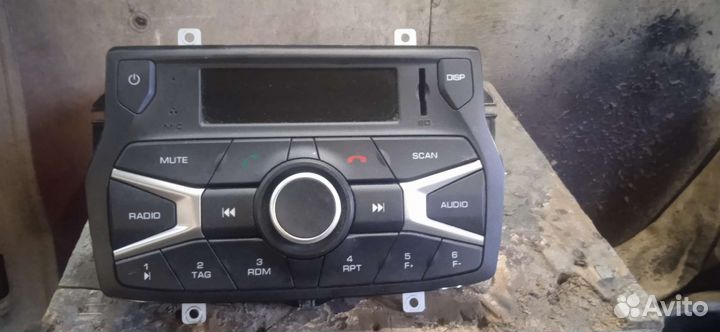 Штатная магнитола на лада Веста