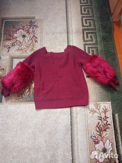 Свитер женский